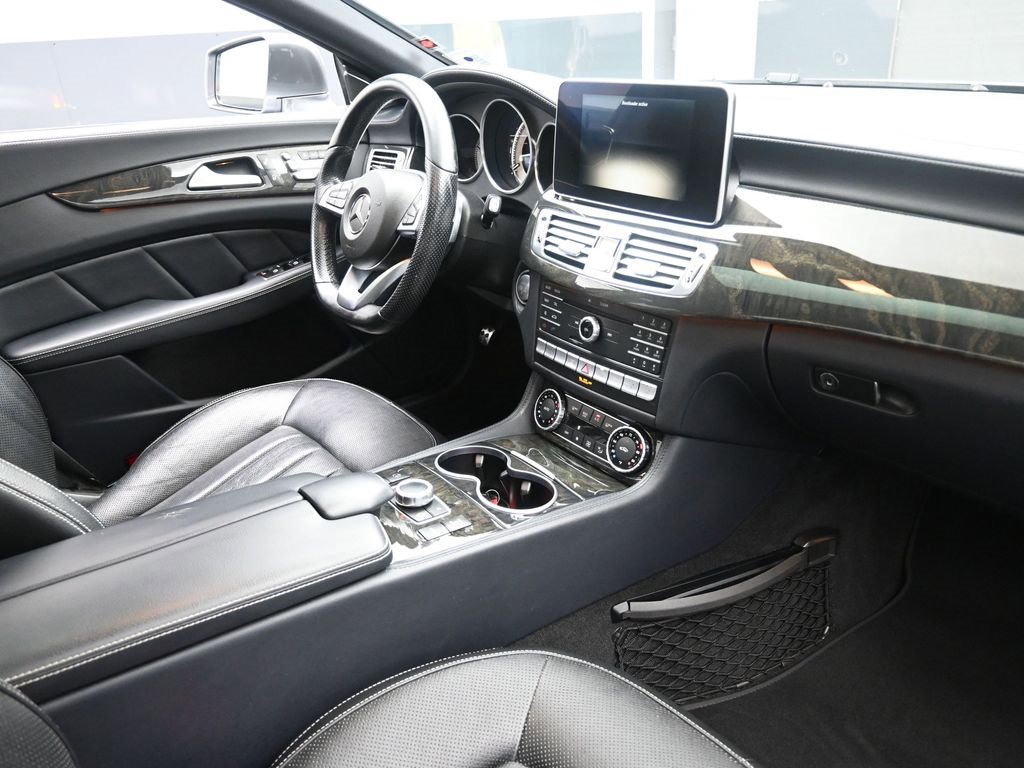 Used 2017 Mercedes-Benz CLS 550 4MATIC image 27