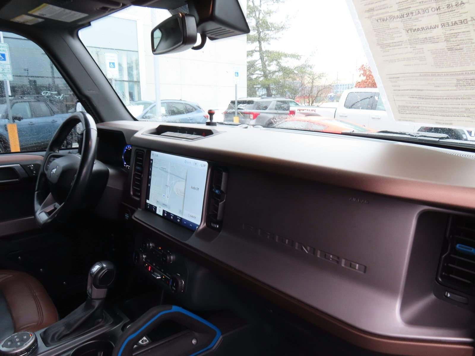 Used 2022 Ford Bronco Outer Banks image 20