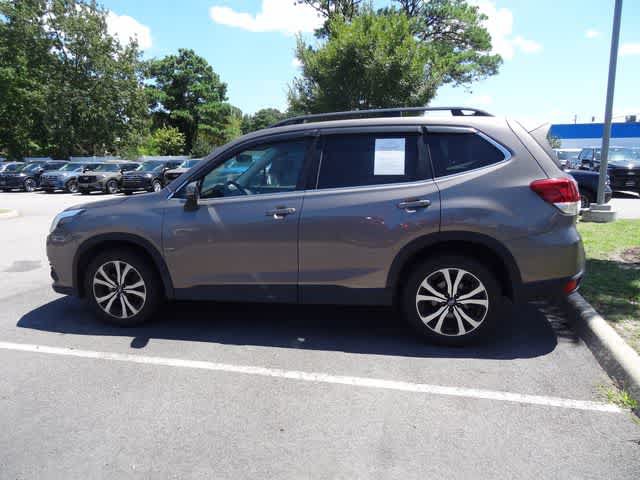 Used 2022 Subaru Forester Limited AWD/4WD image 9