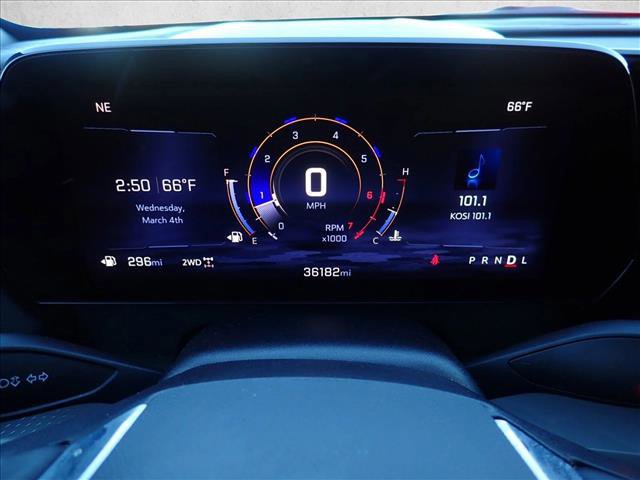 Used 2025 Chevrolet Traverse LT image 25