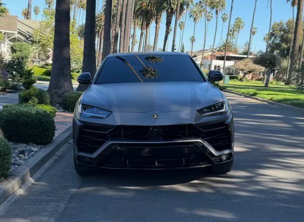 Used 2022 Lamborghini Urus image 2
