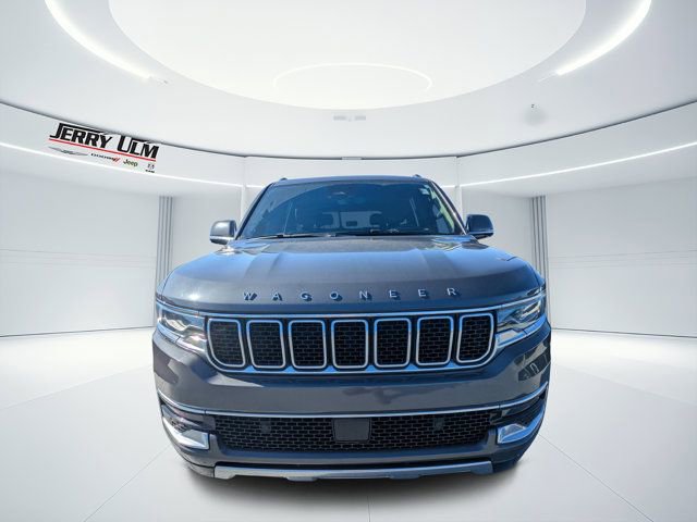Used 2022 Jeep Wagoneer Series III w/ Premium Group I AWD/4WD image 7
