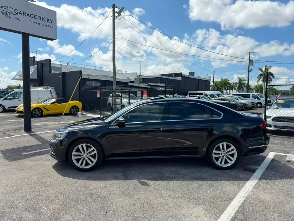 Used 2018 Volkswagen Passat 2.0T SE FWD image 8