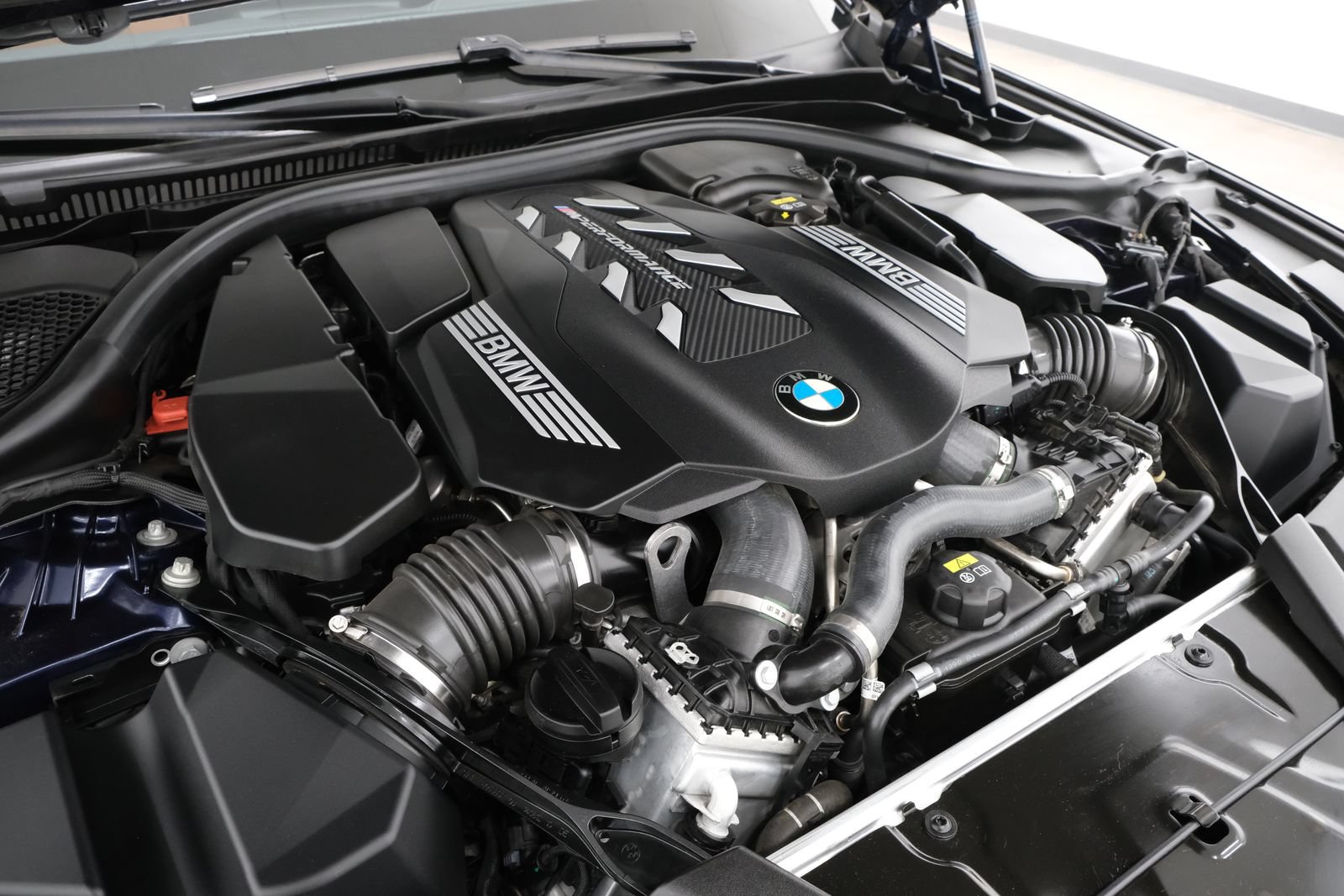 Used 2023 BMW M550i xDrive w/ Executive Package AWD/4WD image 43