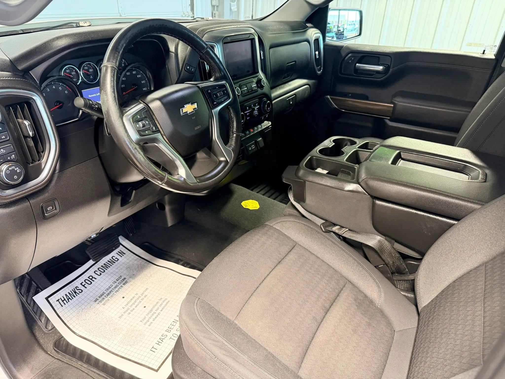 Used 2021 Chevrolet Silverado 1500 LT w/ Z71 Off-Road Package AWD/4WD image 9