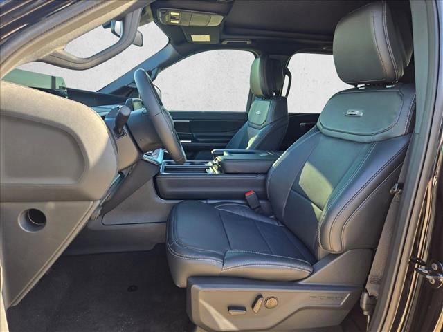 New 2026 Ford Expedition Platinum w/ Stealth Appearance Package image 4