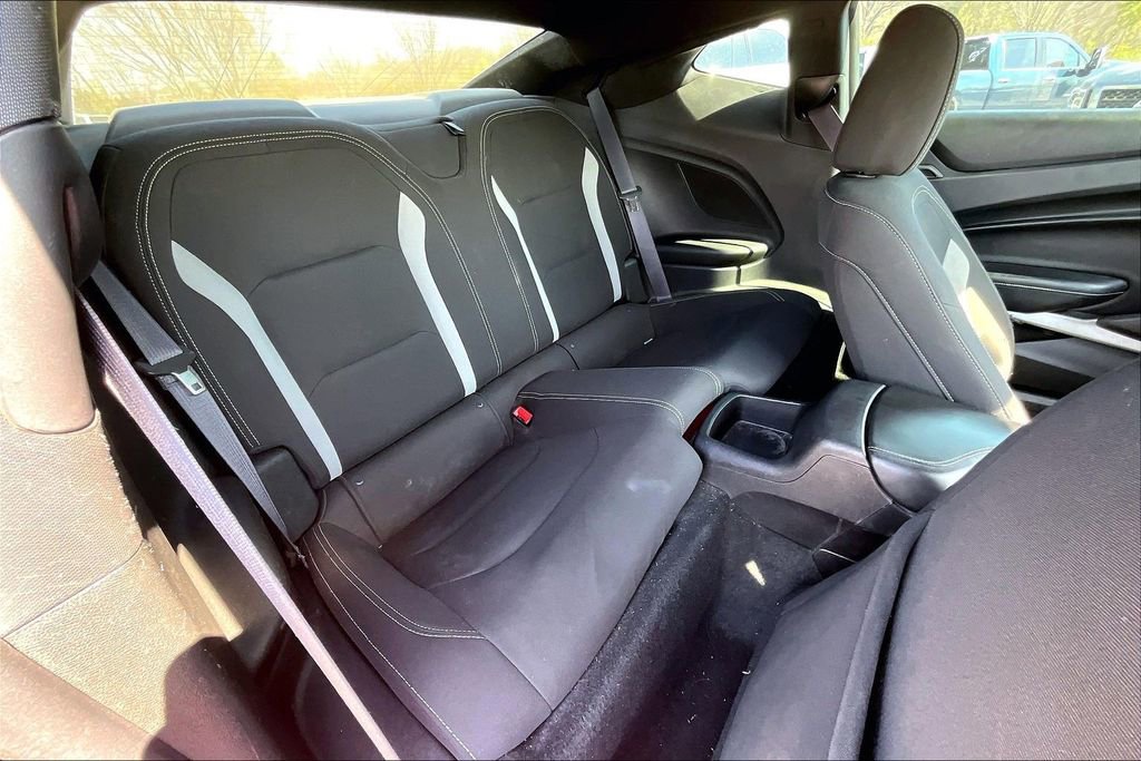 Used 2017 Chevrolet Camaro LT RWD image 25