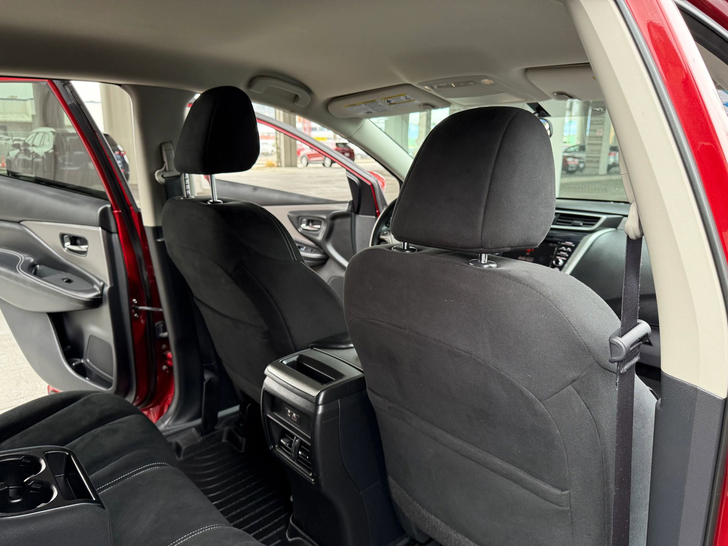 Used 2019 Nissan Murano S image 18