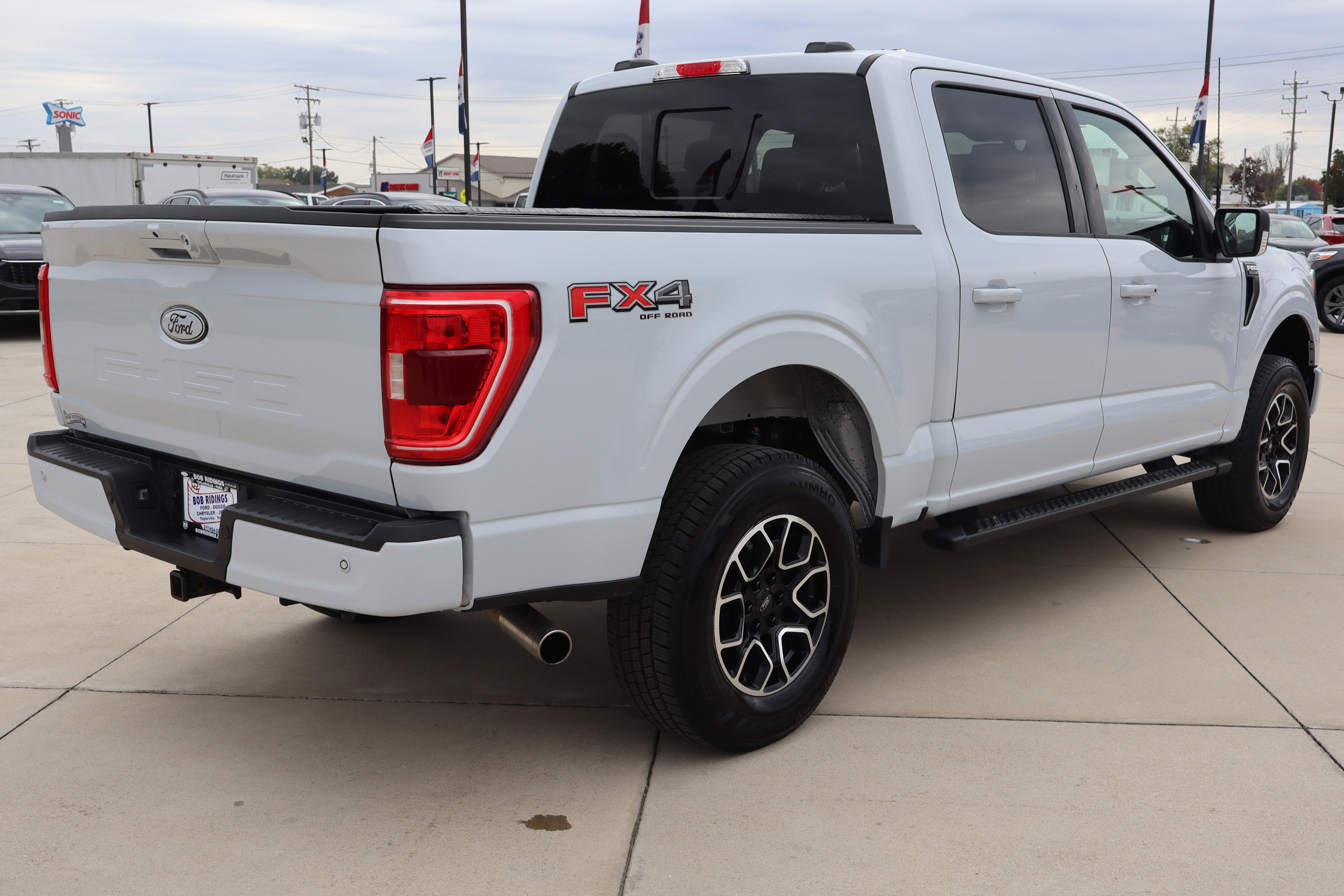 Used 2022 Ford F150 XLT w/ Equipment Group 302A High image 6