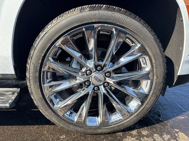 Certified 2026 Cadillac Escalade Luxury w/ LPO, Radiant Package image 32