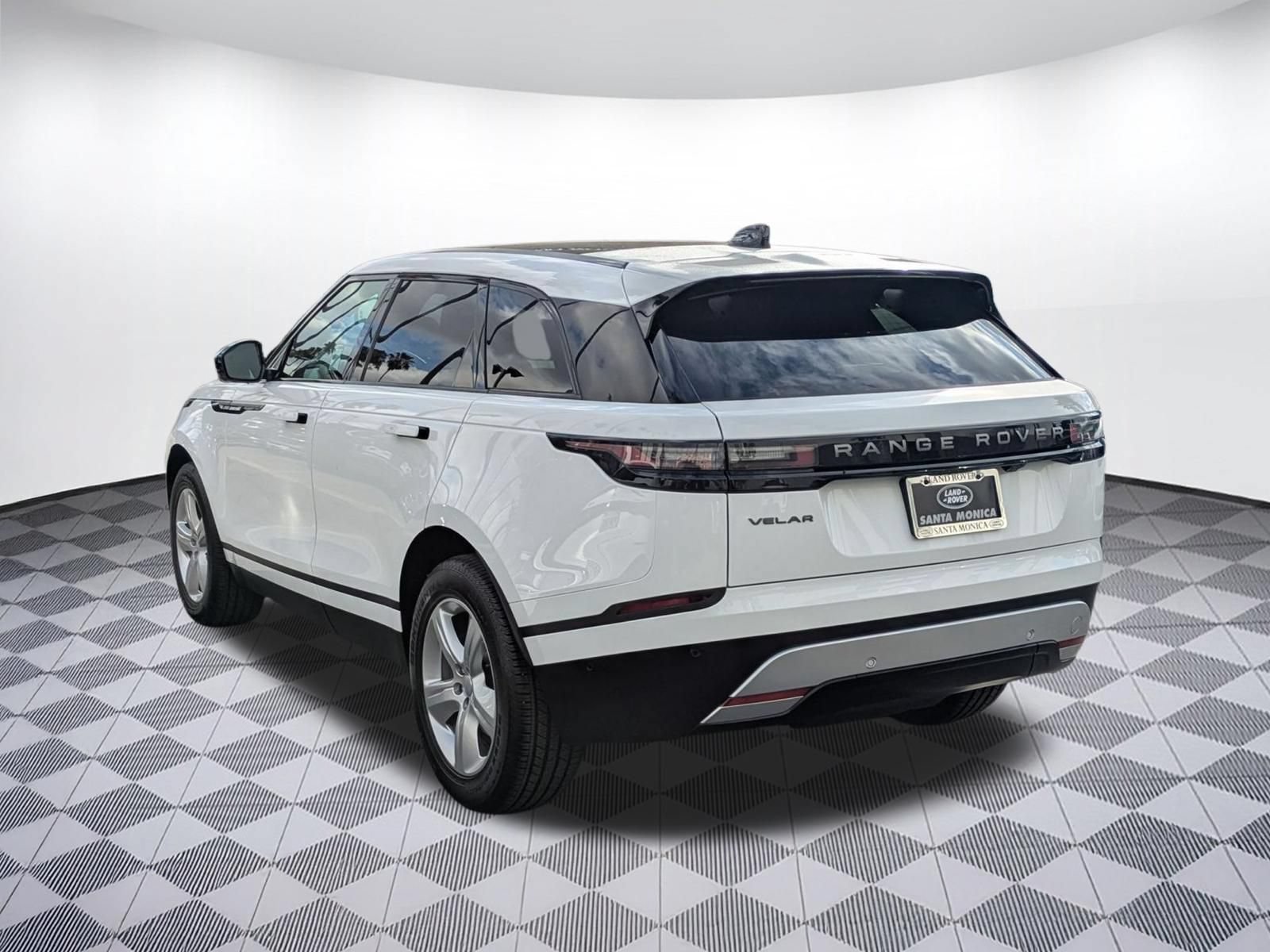 Used 2026 Land Rover Range Rover Velar S AWD/4WD image 7