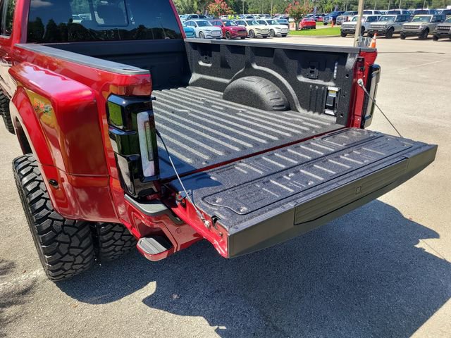 New 2026 Ford F350 Platinum w/ FX4 Off-Road Package AWD/4WD image 13