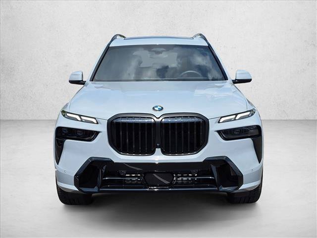 Used 2026 BMW X7 xDrive40i w/ M Sport Package AWD/4WD image 2