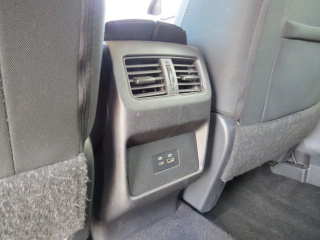 Used 2023 Nissan Rogue SV FWD image 13