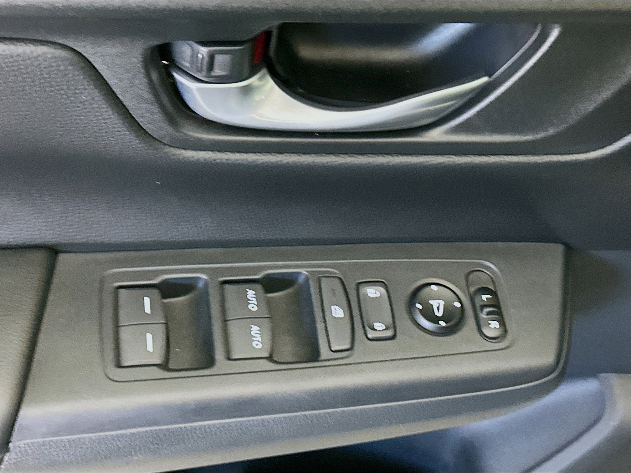 Used 2024 Honda CR-V EX image 15