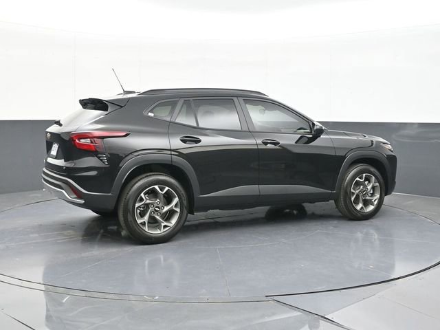 New 2026 Chevrolet Trax LT w/ Driver Confidence Package FWD image 14