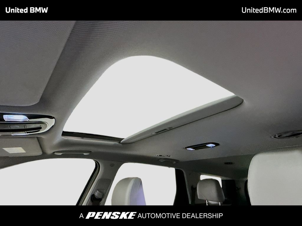 Used 2021 Hyundai Palisade SEL w/ Premium Package image 12