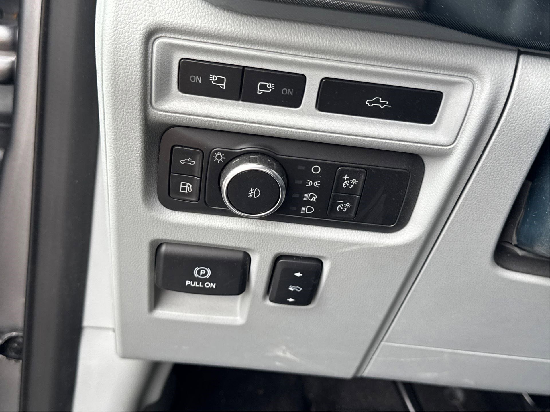 Used 2021 Ford F150 Limited image 25