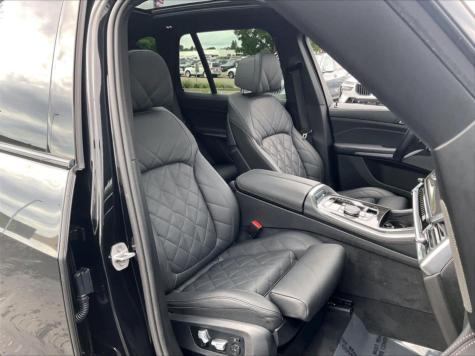 Used 2024 BMW X5 M60i w/ Climate Comfort Package AWD/4WD image 9