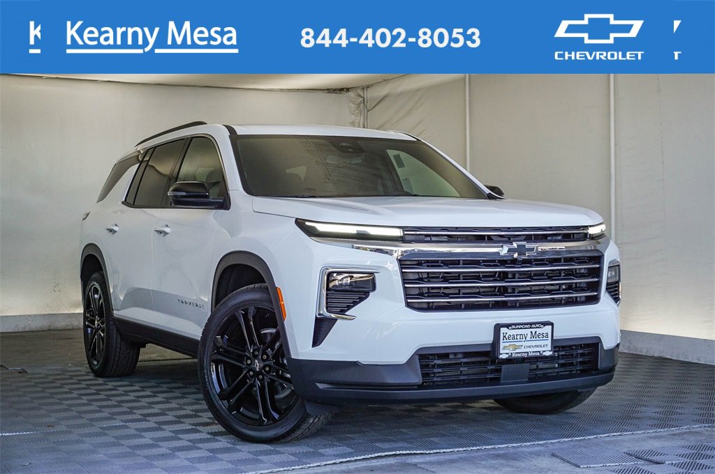 New 2026 Chevrolet Traverse LT w/ LPO, Floor Liner Package