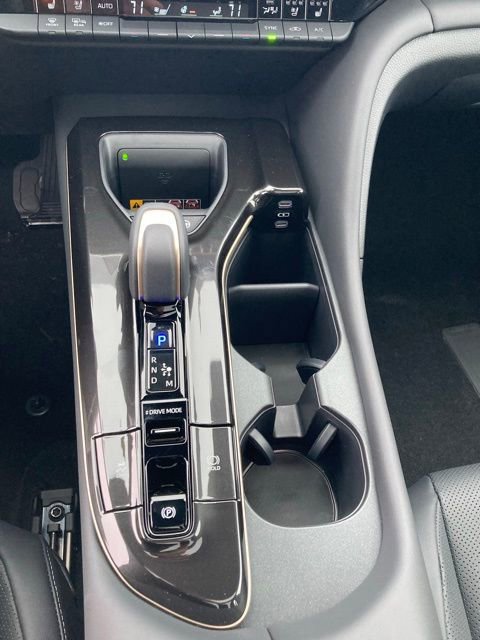 New 2026 Toyota Crown Platinum image 35