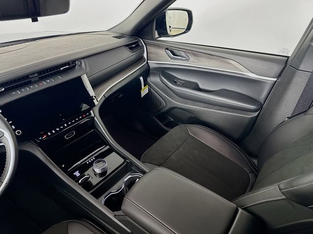 New 2026 Jeep Grand Cherokee L 4WD image 25