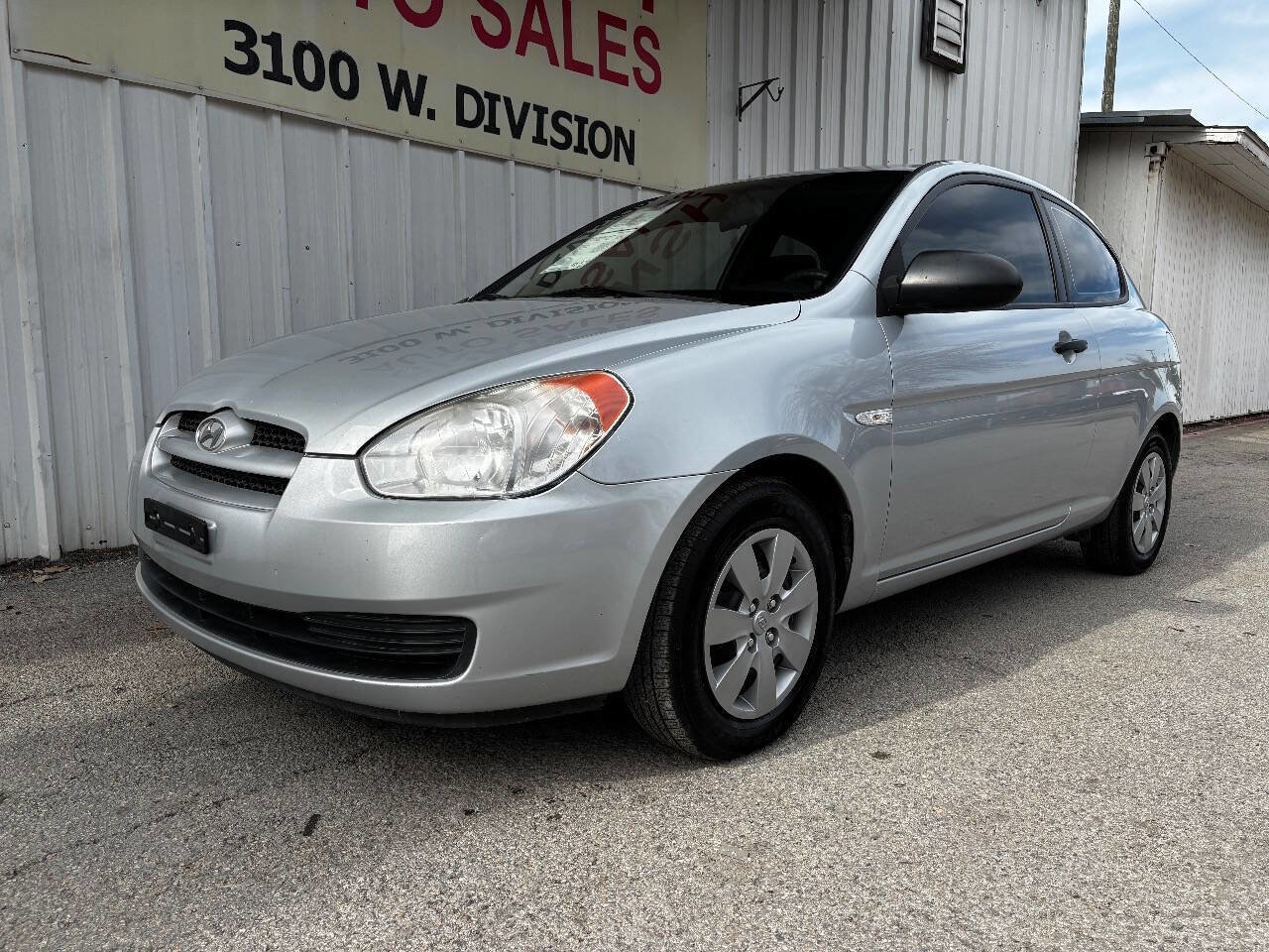 Used 2008 Hyundai Accent GS image 2