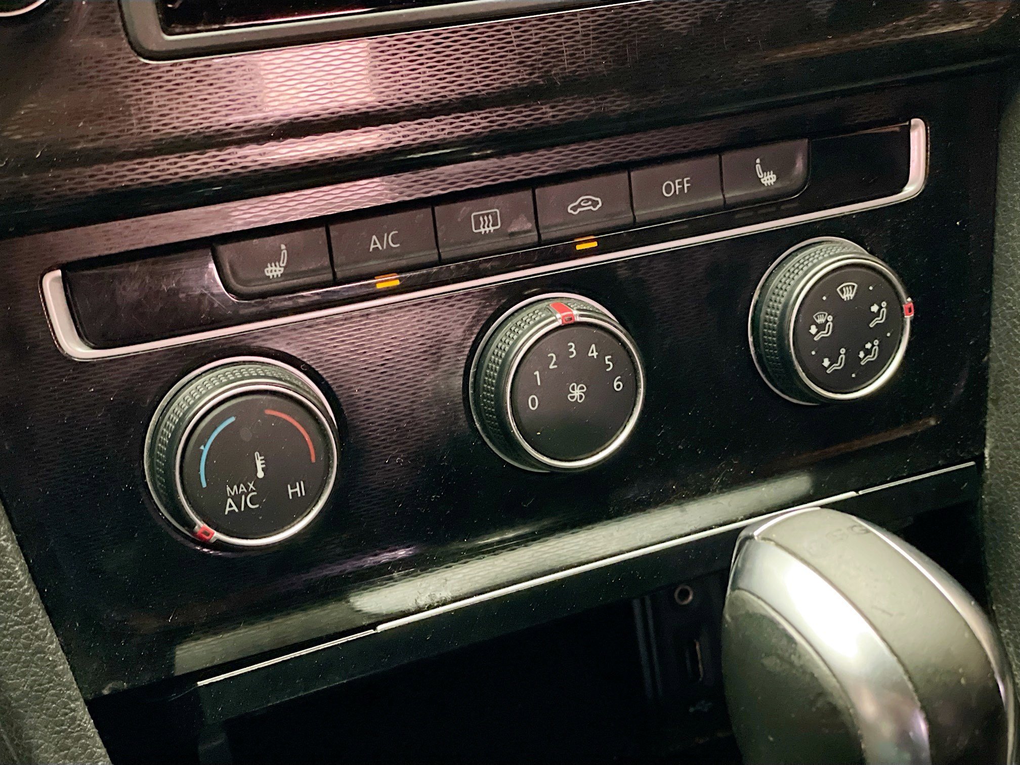 Used 2017 Volkswagen GTI S image 11