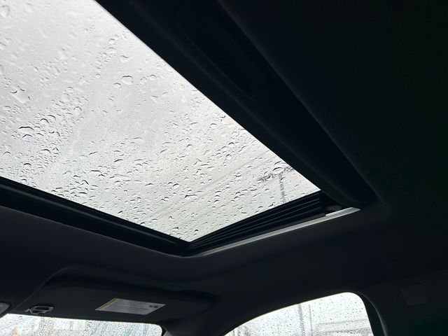 Used 2024 GMC Sierra 1500 AT4 w/ Technology Package image 28