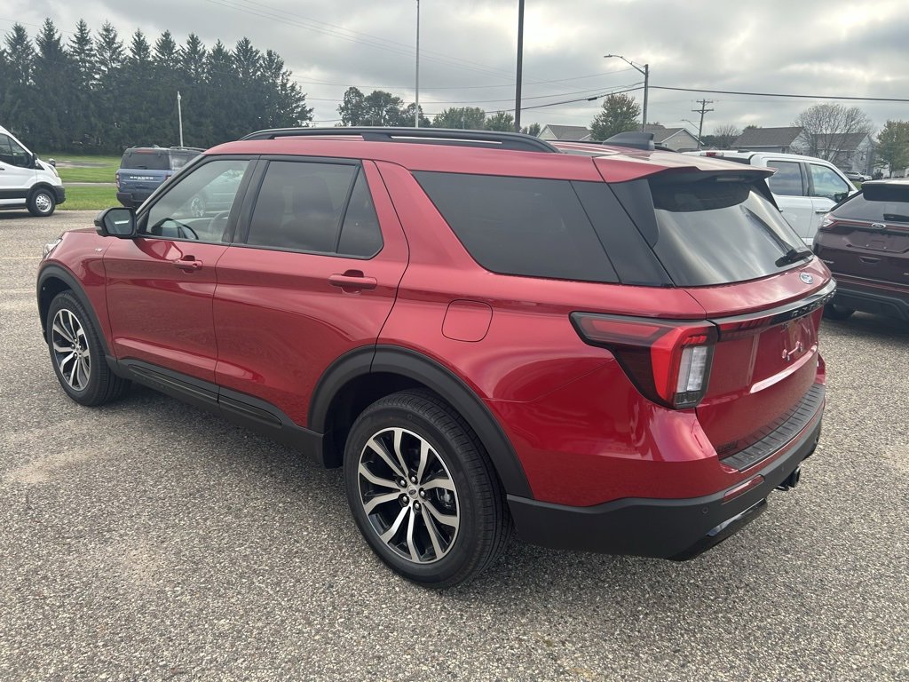 New 2025 Ford Explorer ST-Line image 5