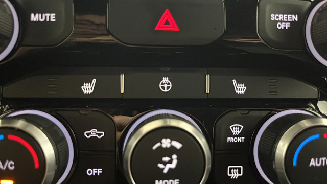 Used 2023 RAM 1500 Big Horn AWD/4WD image 36