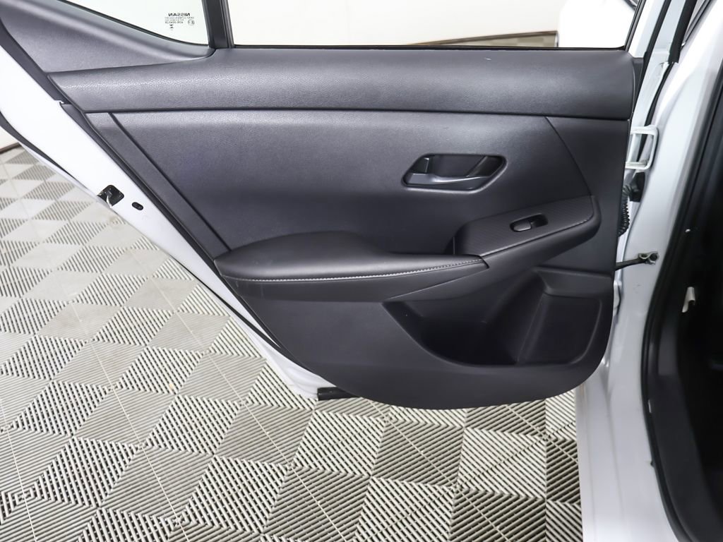 Used 2024 Nissan Sentra SV image 22