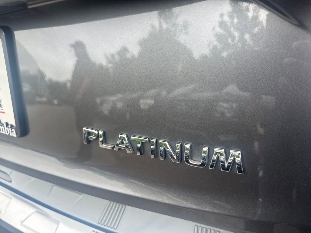 Used 2021 Nissan Rogue Platinum FWD image 41