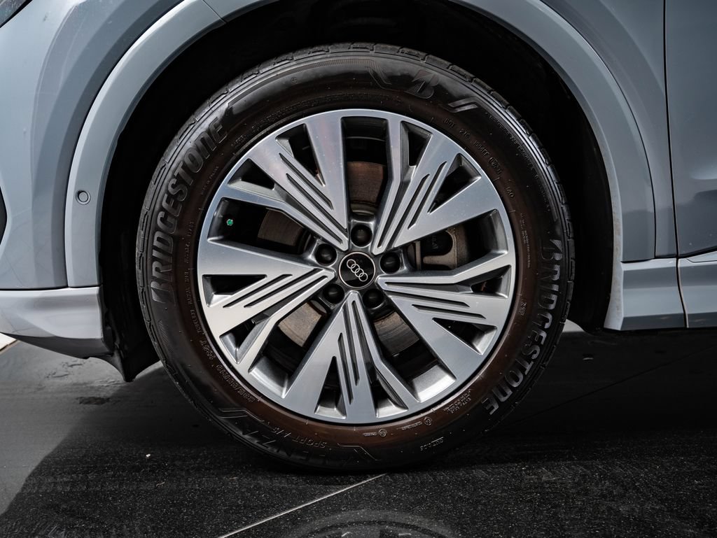 Used 2023 Audi Q4 e-tron Premium Plus w/ Premium Plus RWD image 13