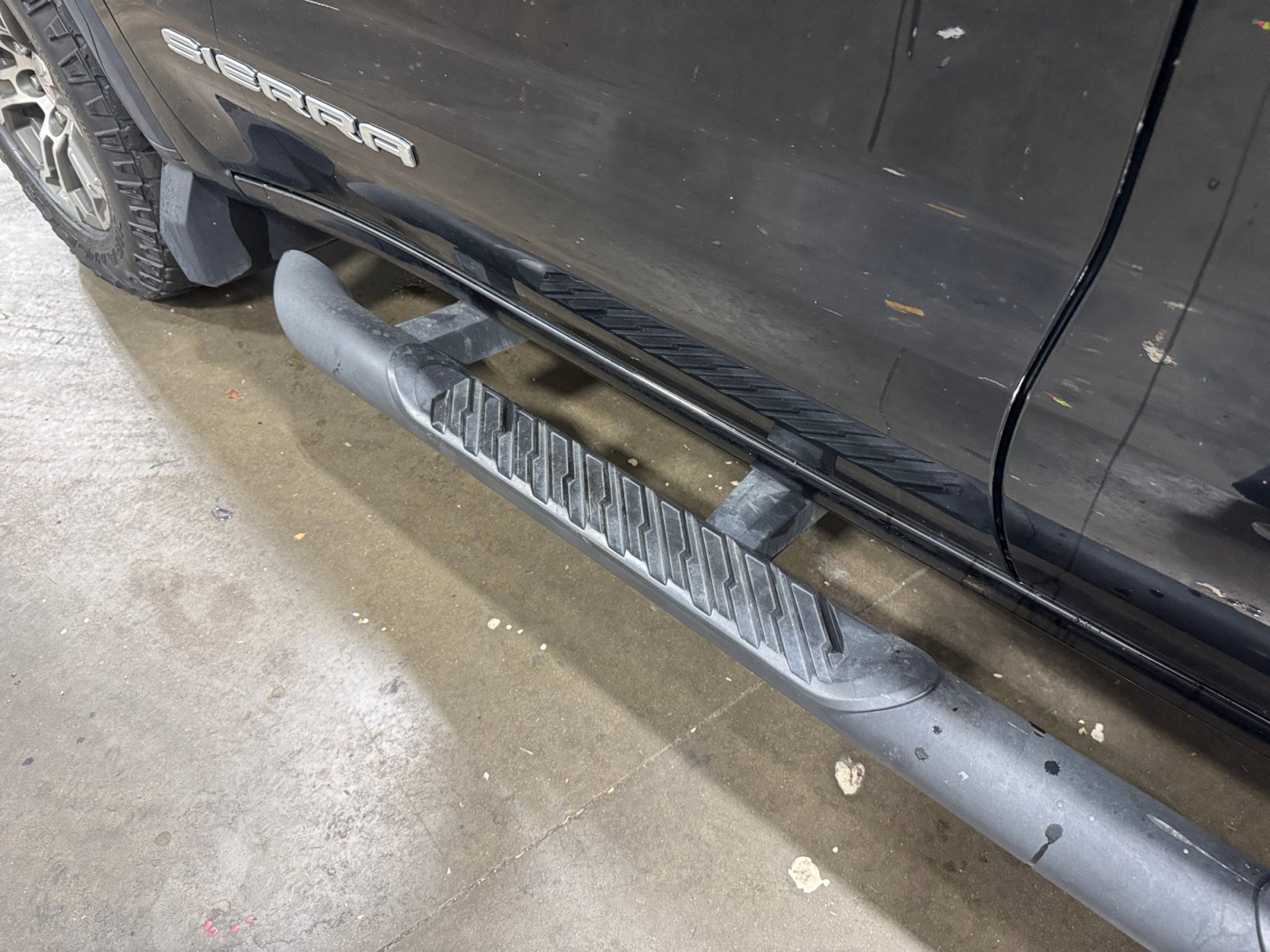Used 2019 GMC Sierra 1500 4x4 Crew Cab w/ Convenience Package image 16