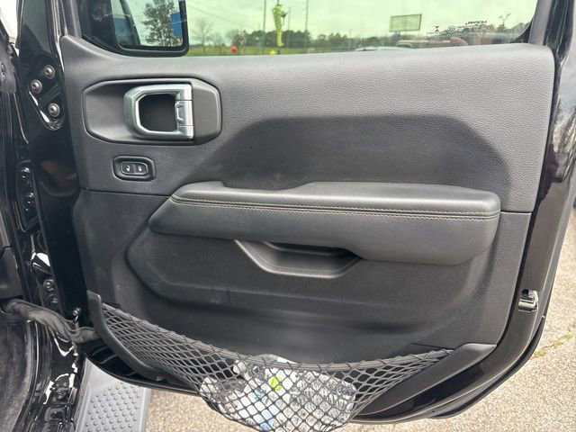 Used 2021 Jeep Wrangler Unlimited Sahara image 8