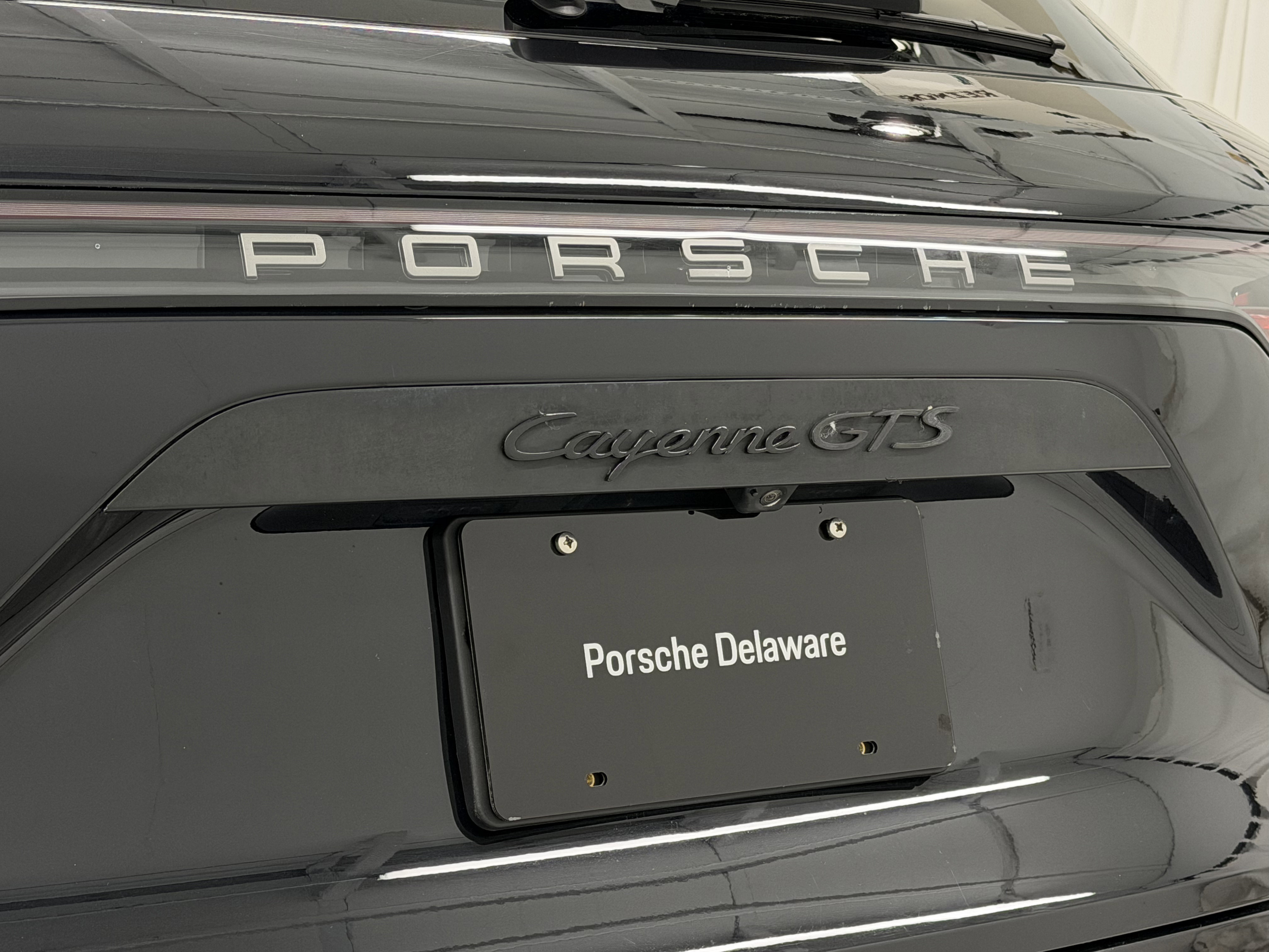 Certified 2022 Porsche Cayenne Platinum Edition image 66
