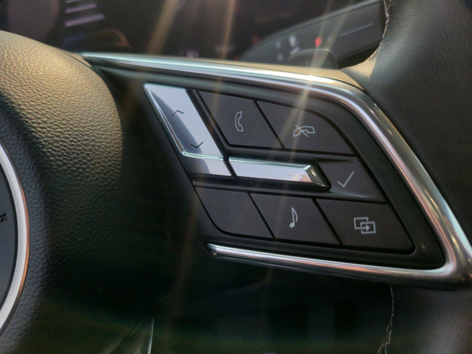 Used 2024 Buick Envision Preferred AWD/4WD image 22