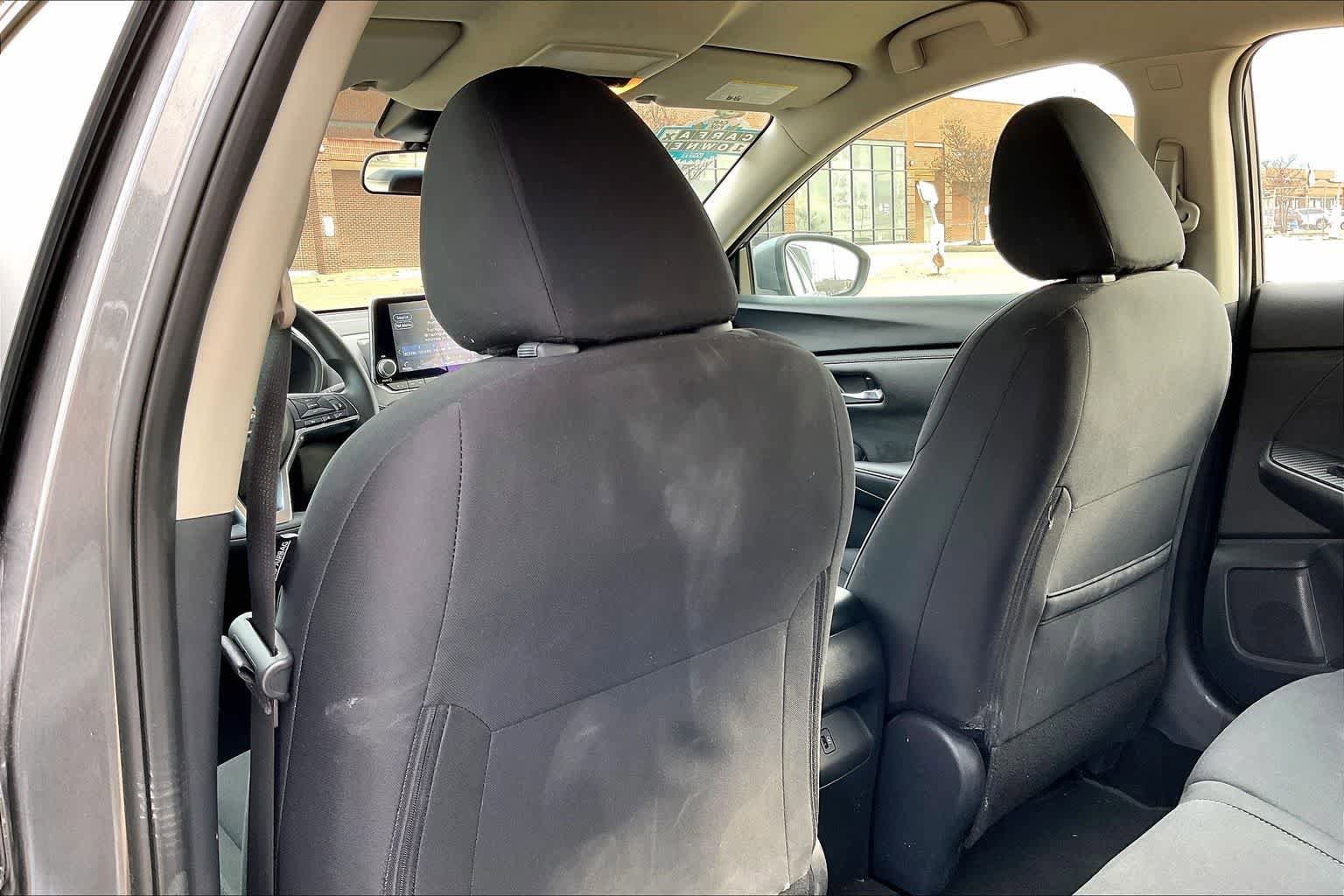 Used 2024 Nissan Sentra SV FWD image 12