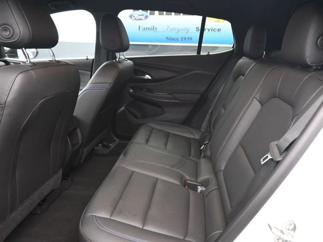 Used 2025 Buick Envista Sport Touring FWD image 9