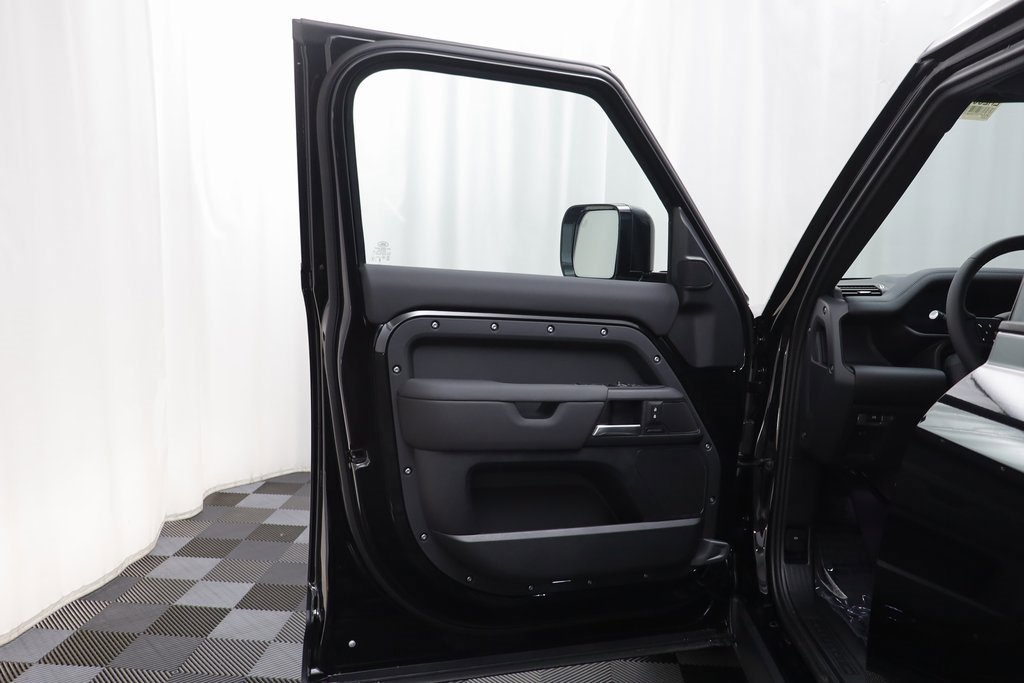 New 2026 Land Rover Defender 130 S image 4