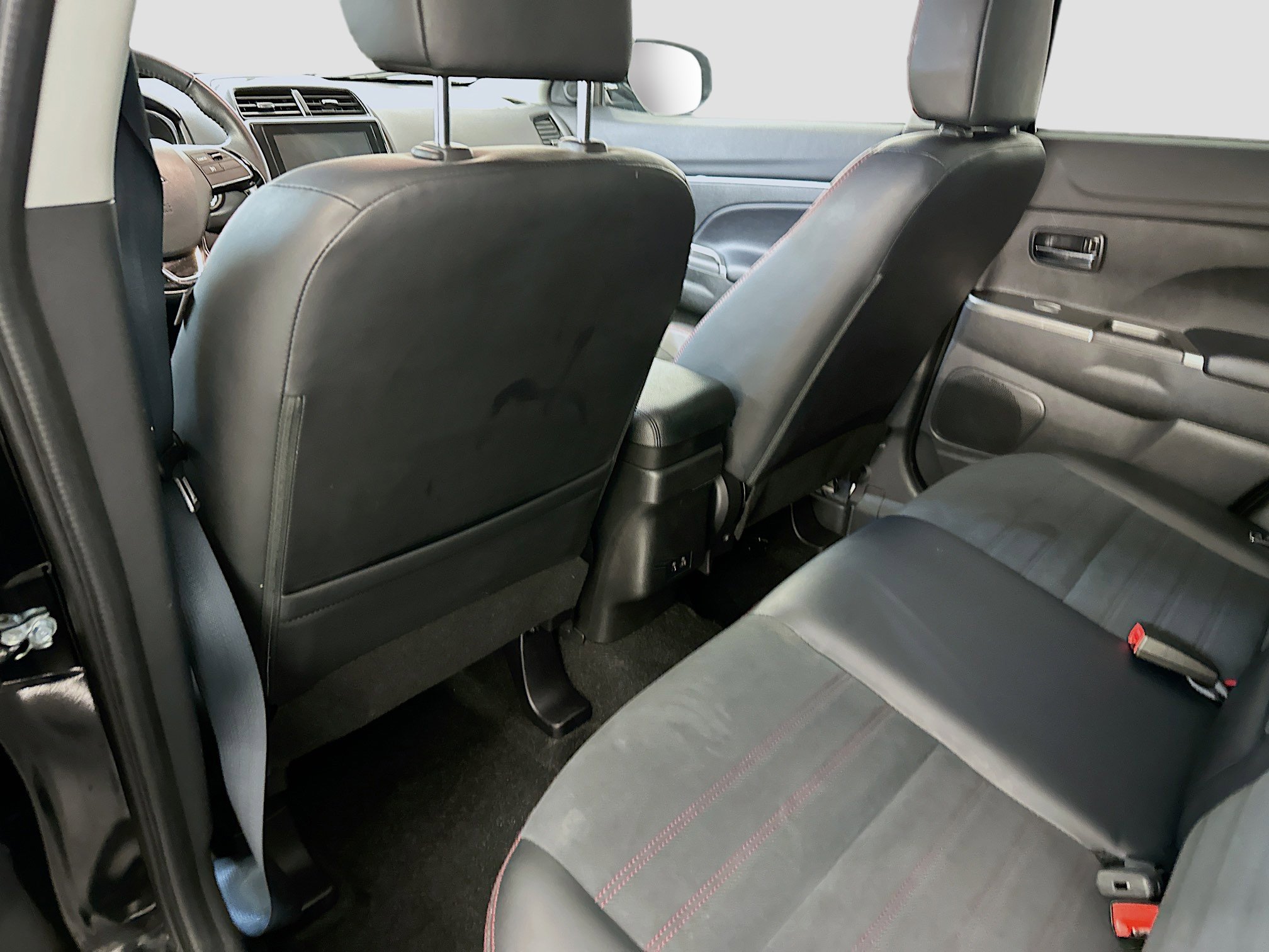 Used 2024 Mitsubishi Outlander Sport SE image 27