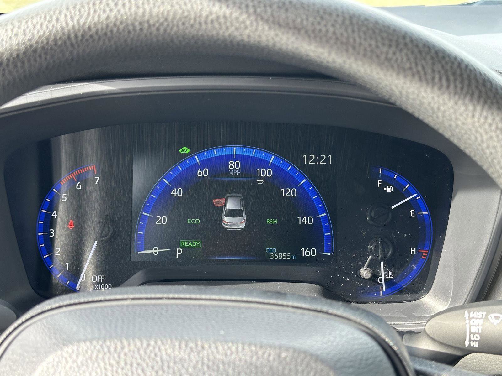 Used 2022 Toyota Corolla LE image 12