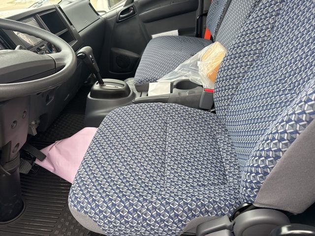 New 2025 Chevrolet Low Cab Forward 5500HG image 13