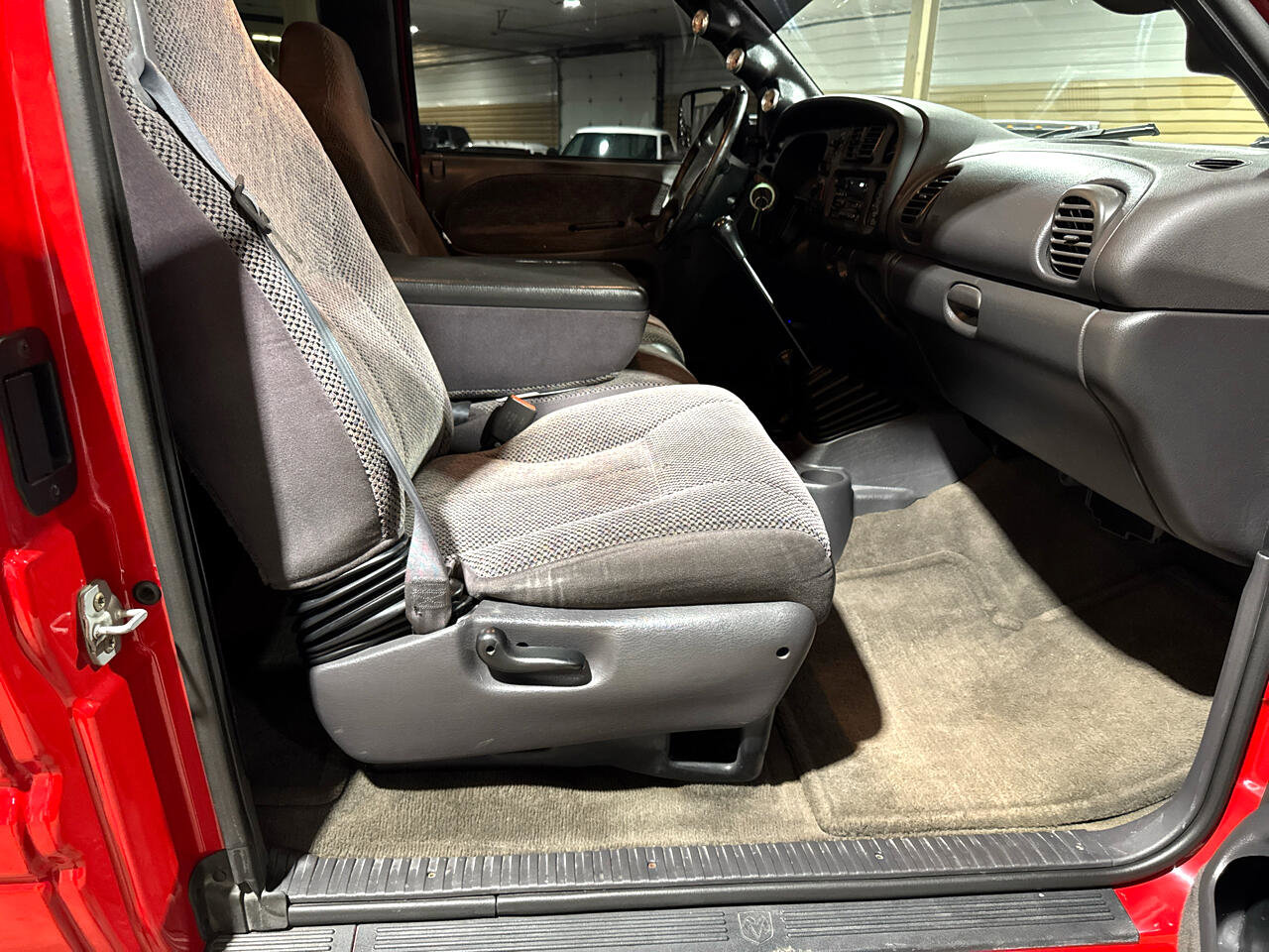 Used 1998 Dodge Ram 2500 Truck 4x4 Quad Cab image 49