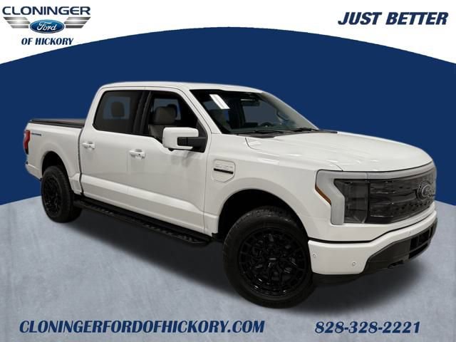Used 2023 Ford F150 Lightning Platinum image 1