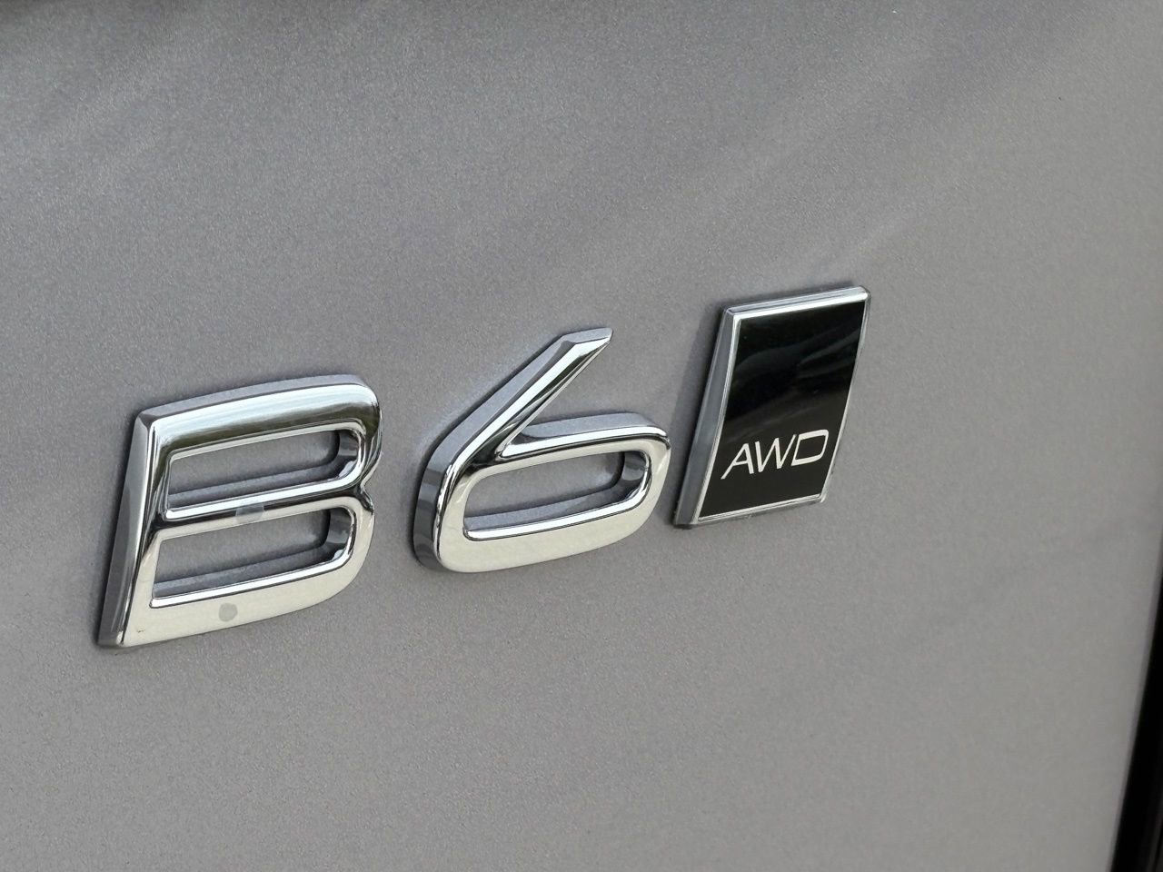 New 2026 Volvo XC90 B6 Core w/ Protection Package Premier image 9