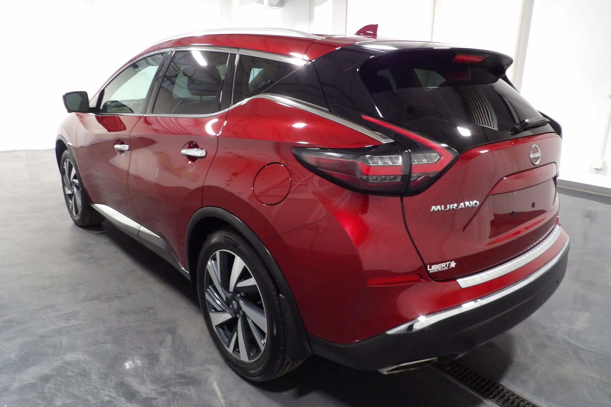 Used 2023 Nissan Murano SL w/ Cargo Package image 8