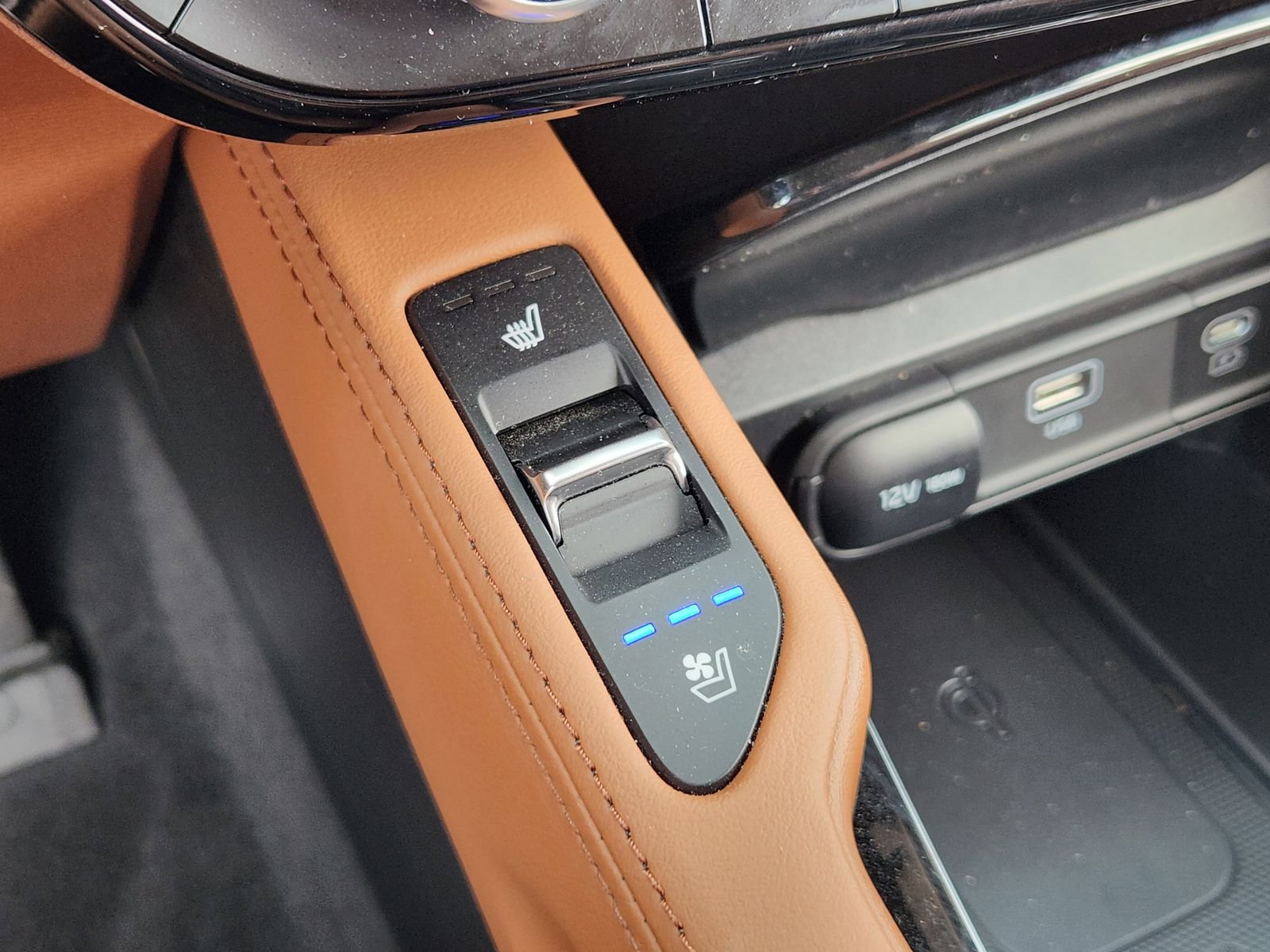 Used 2025 Kia Telluride EX X-Line image 29