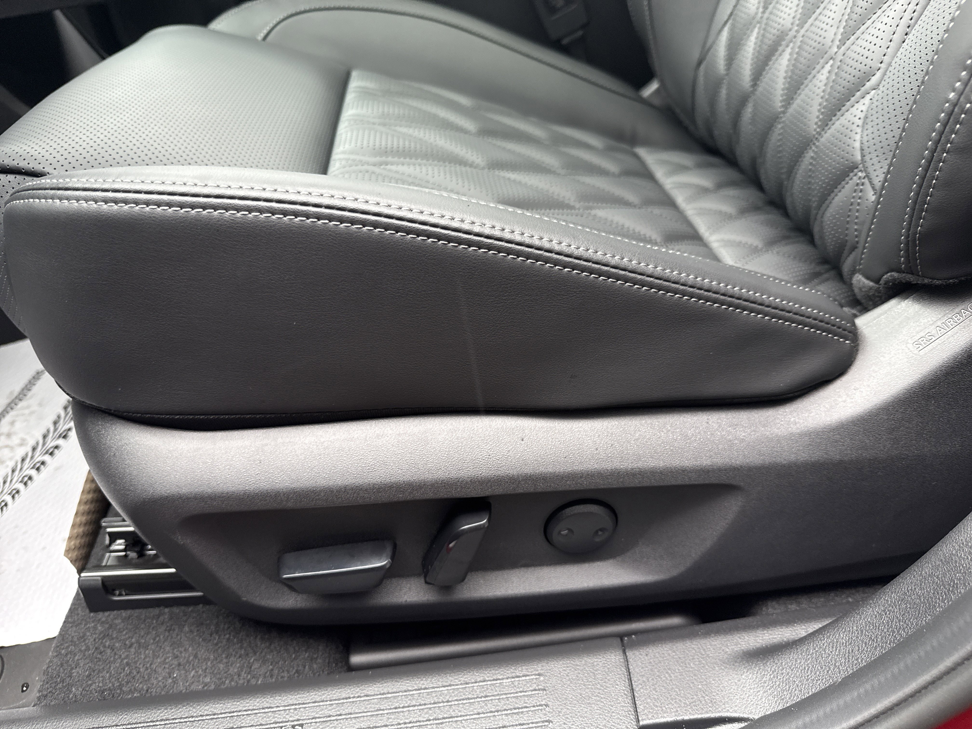 New 2026 Nissan Rogue Platinum AWD/4WD image 23